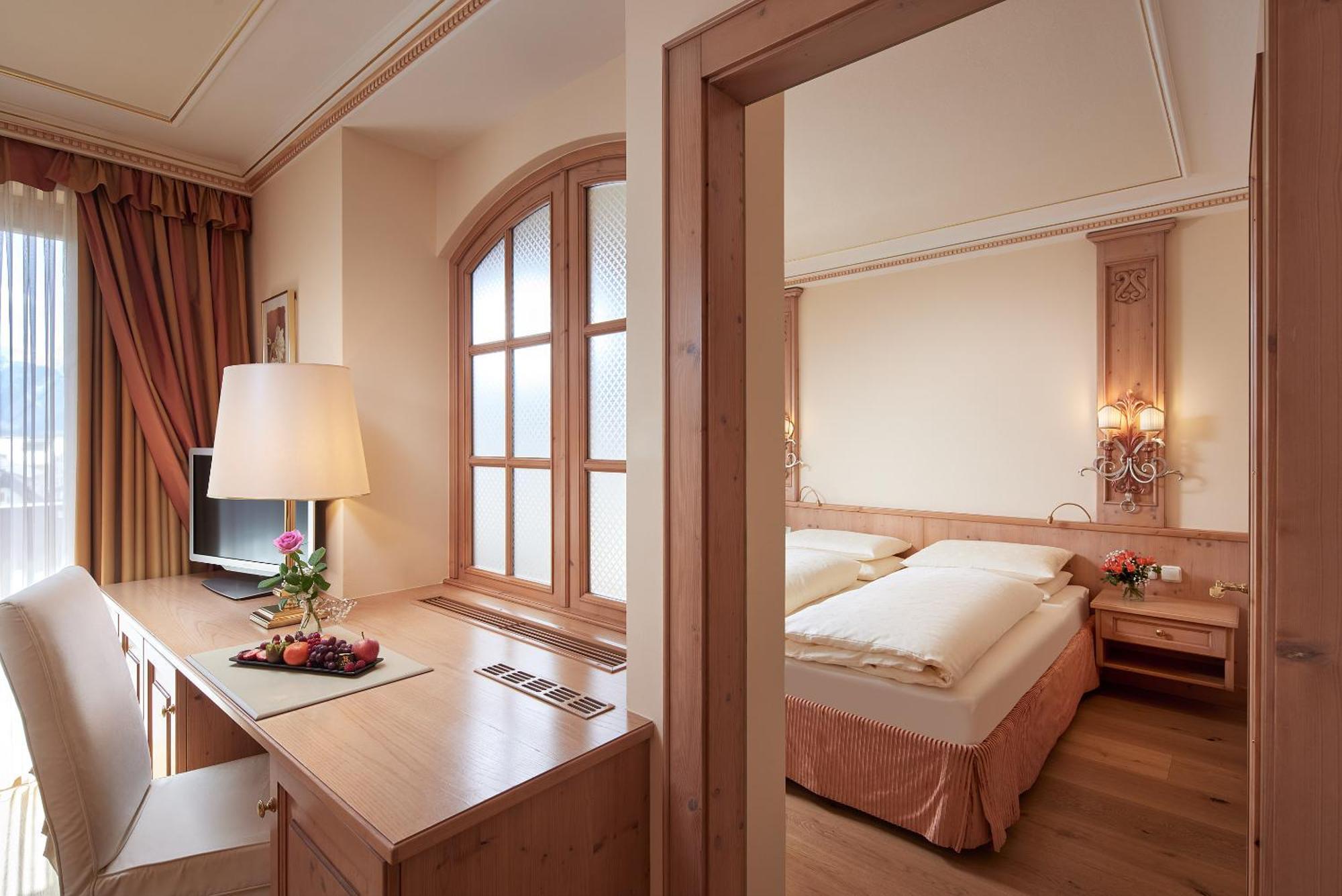 Salzburgerhof, Das 5-Sterne Hotel Von Zell Am See Exterior foto