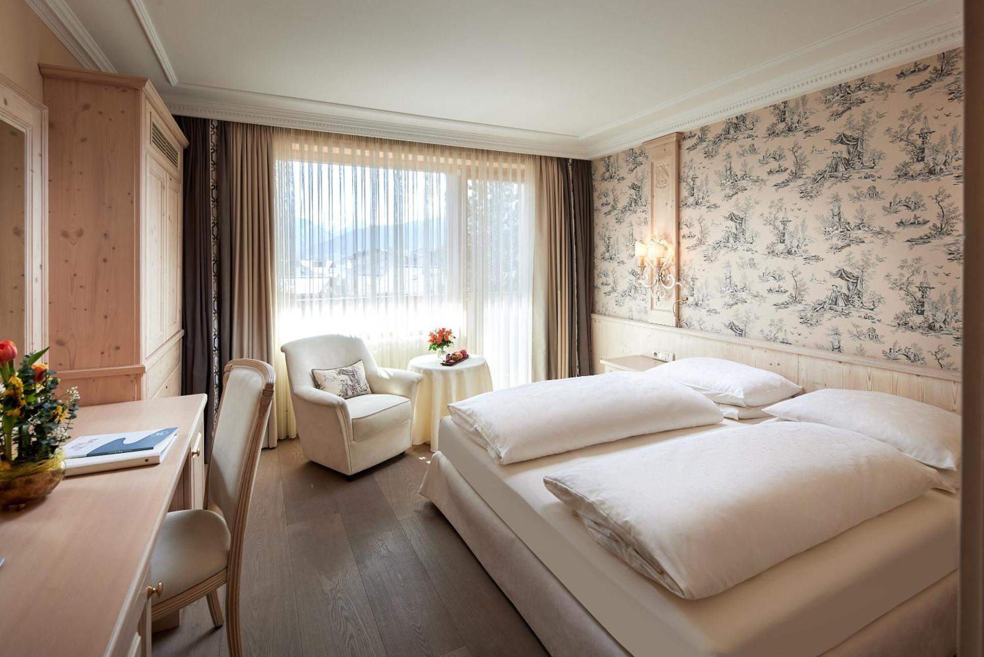 Salzburgerhof, Das 5-Sterne Hotel Von Zell Am See Exterior foto